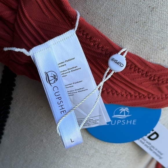 CUPSHE Criss Cross Self Tie Spaghetti Strap V Neck Bikini Top Women's Size Large - Picture 5 of 6